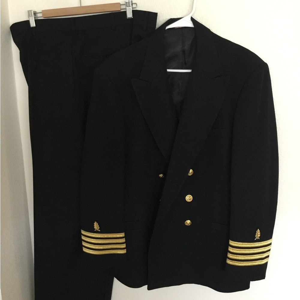 US Navy officers dress blue uniform set jacket size 44 regular with Captain rank